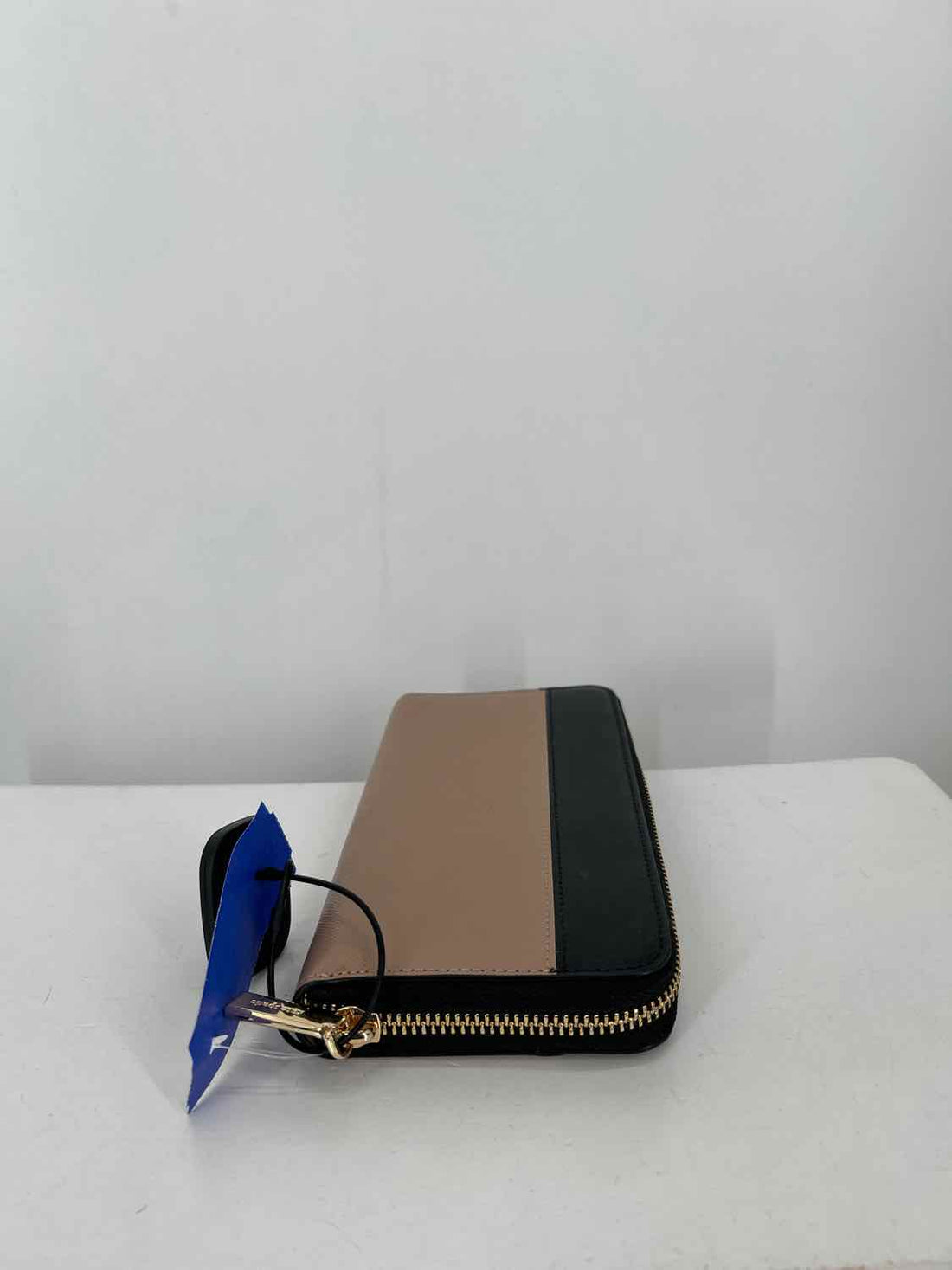 Kate Spade Black & Tan Saffiano Leather Pre Owned Wallet