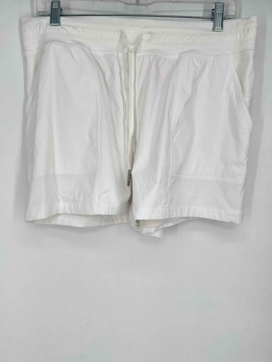Lululemon Size 10 White Active Shorts