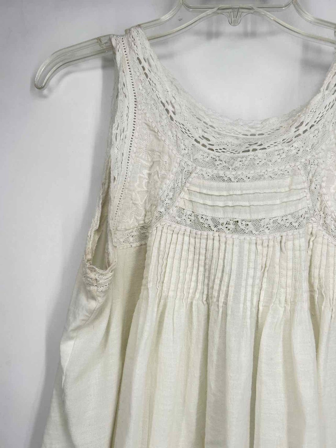 Sundance Size M White Sleeveless