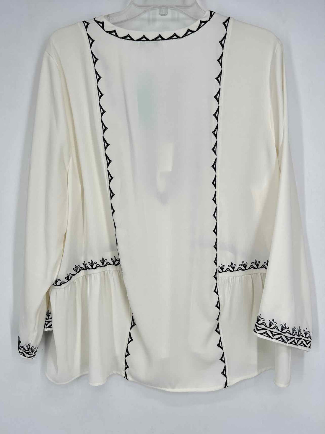 Chicos Size 3 (16) Ivory & Black Embroidered Long Sleeve