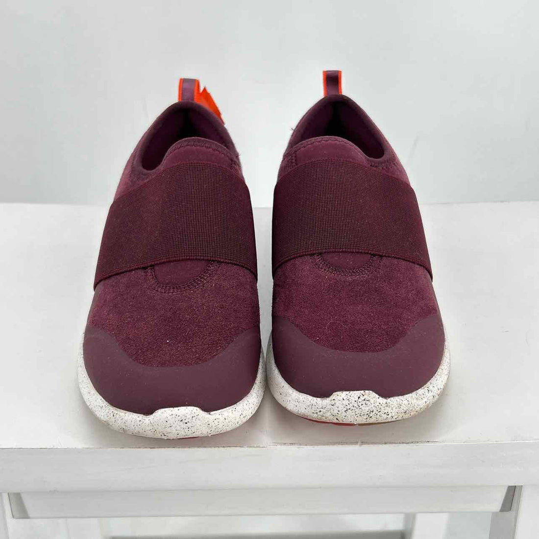 Aetrex Women Size 7 Maroon Sneakers