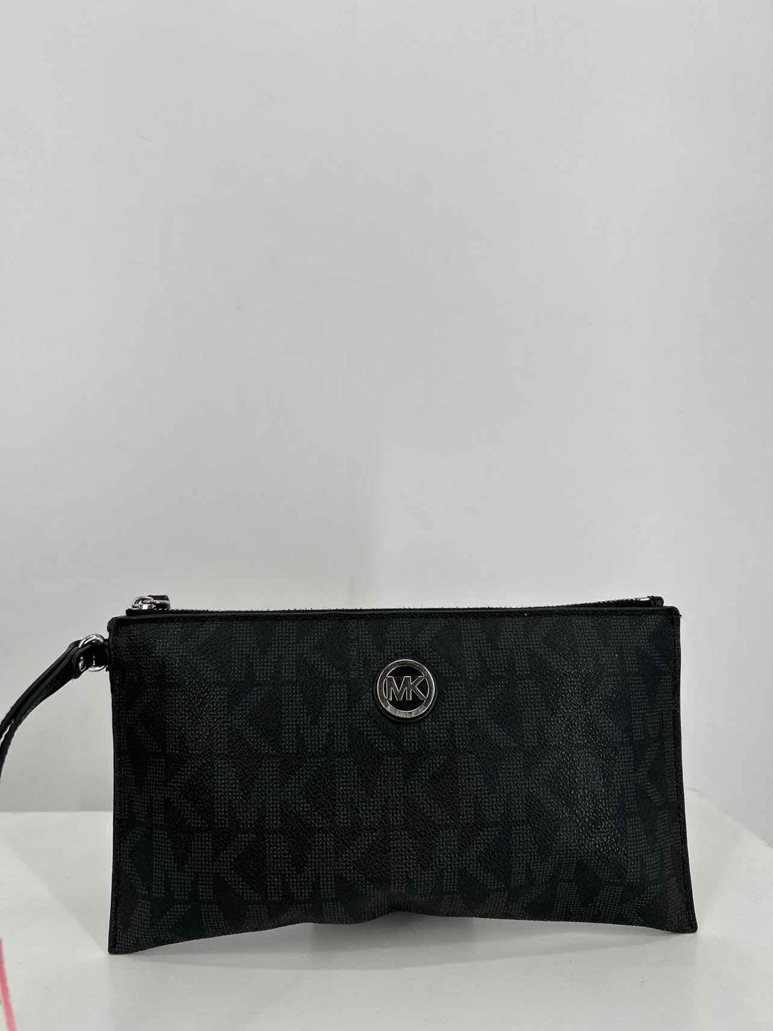 Michael Kors Black Signature Pebbled Leather Pre Owned Clutch