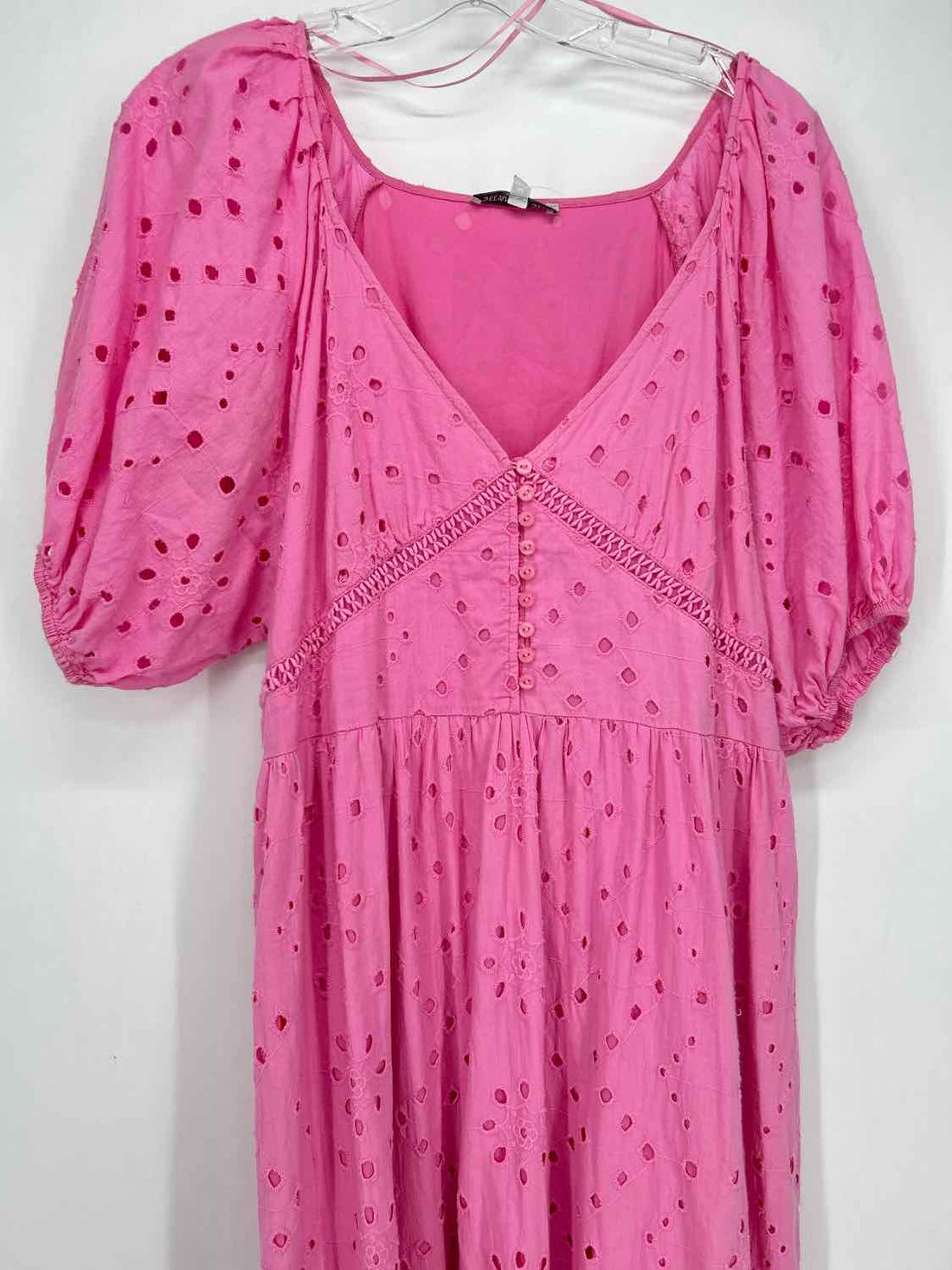See And Be Seen Size M Pink Eyelet Maxi
