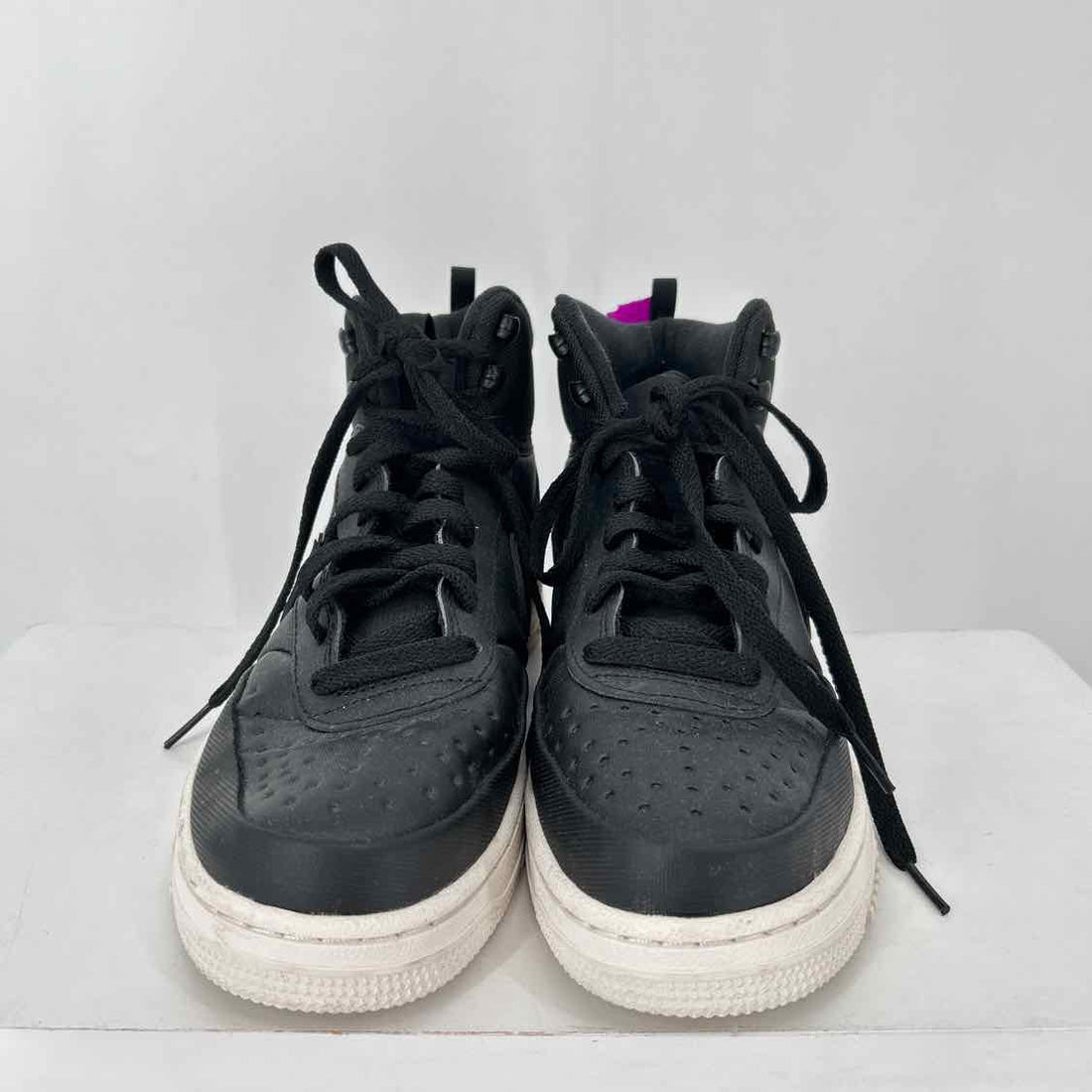 Nike Women Size MENS 9 Black Sneakers