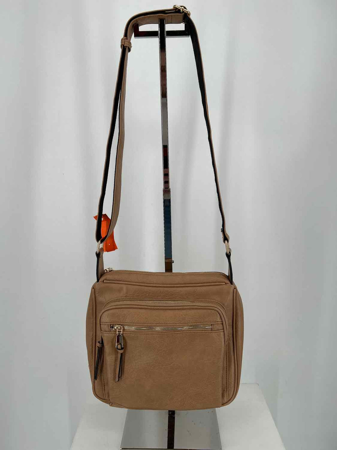 Jessie & James Tan Faux Leather Pre Owned Shoulder