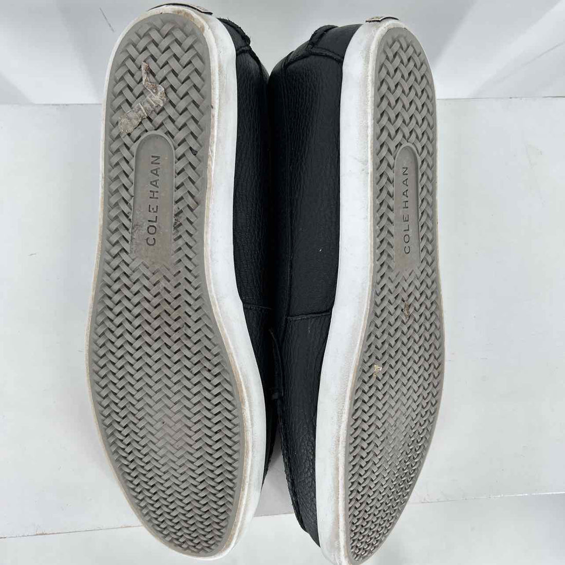 Cole Haan Women Size 8.5 Black Loafers