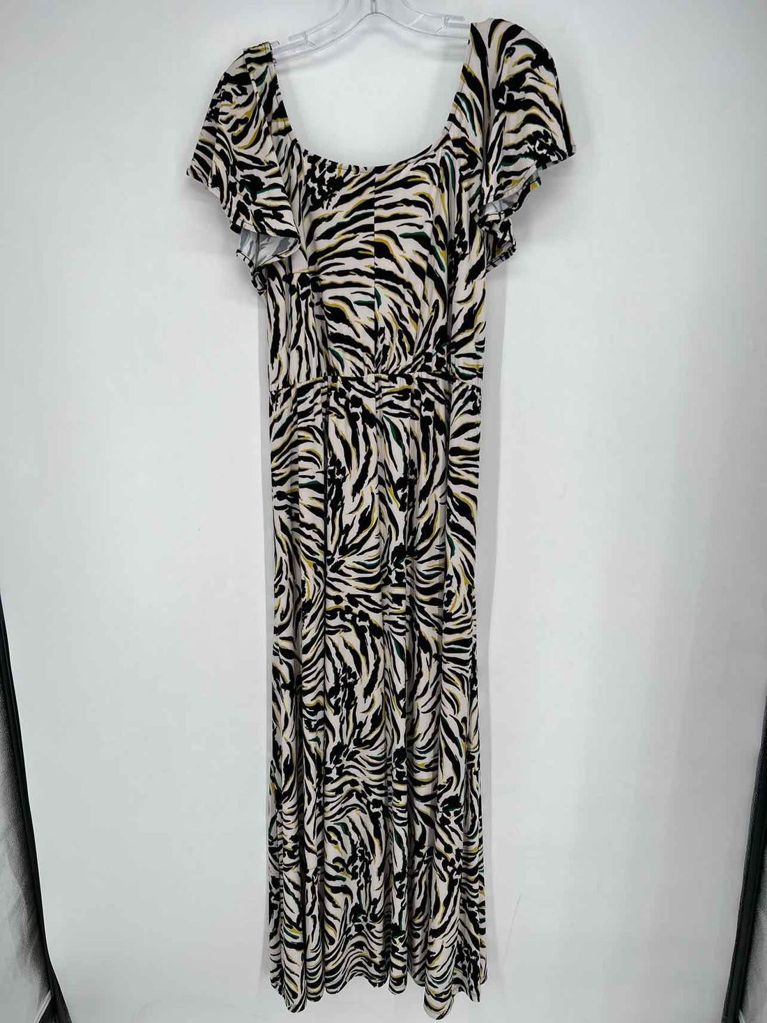 Attitudes by Renee Size M White & Black Print Maxi