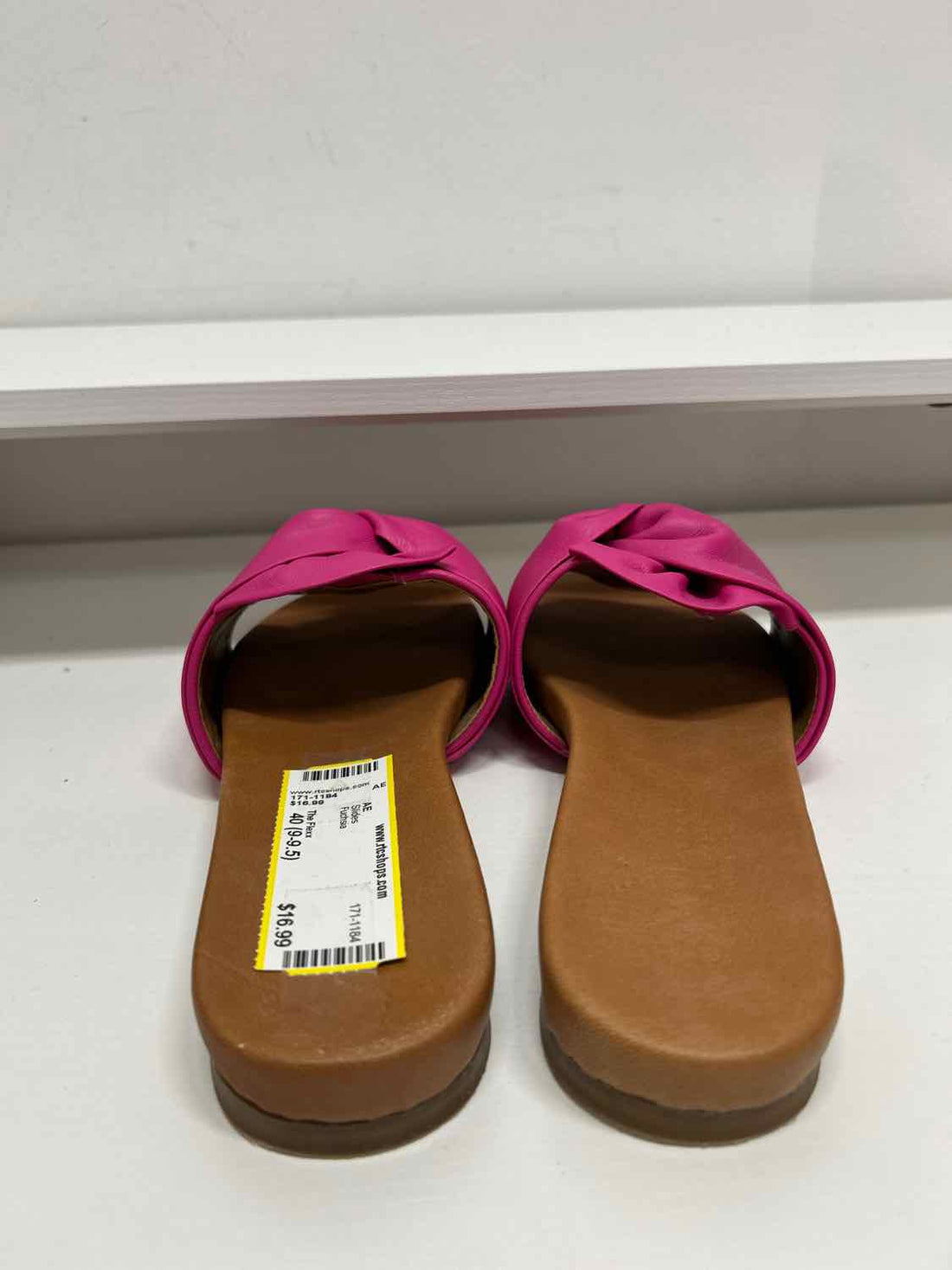The Flexx Women Size 40 (9-9.5) Fuchsia Slides