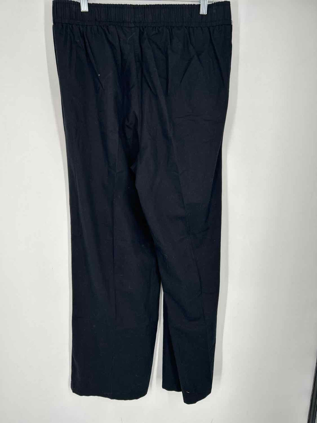 DG2 Size LT Black NWT Pants