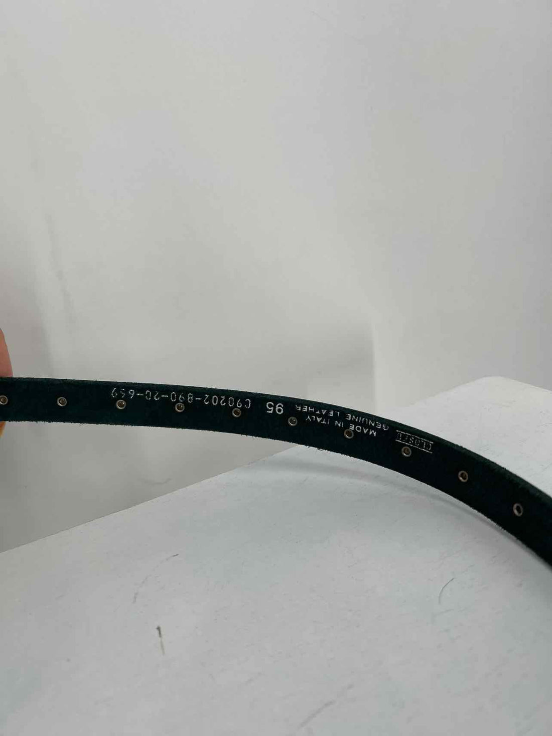 Closed Size M Leather Dark Green NWT Belts