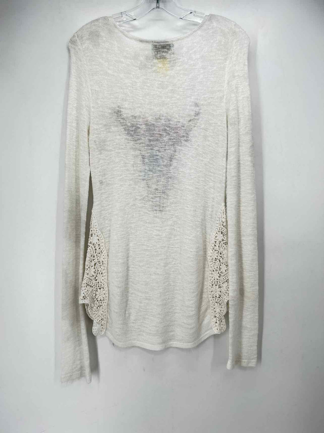 Judith March Size M White Long Sleeve