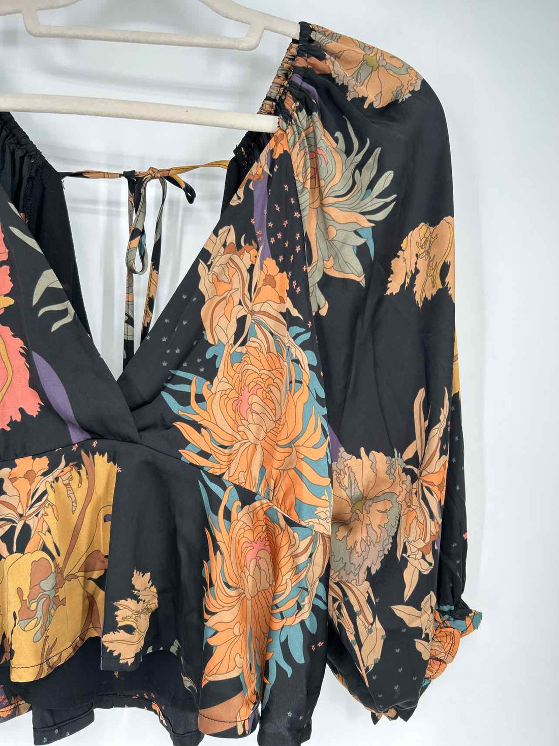 Fore L Black Floral New Boutique Top