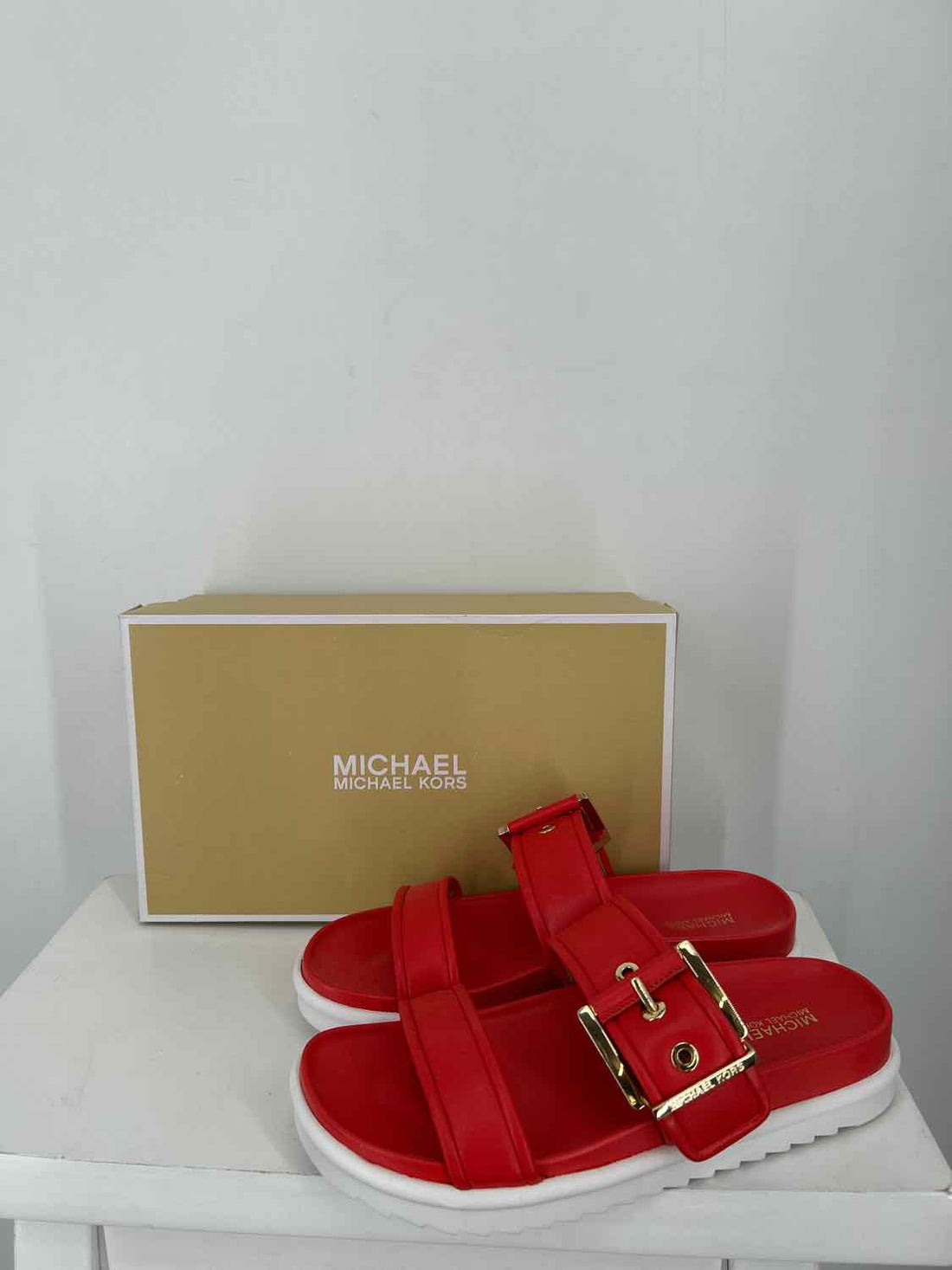 Michael Kors Women Size 7 Red New In Box Sandals
