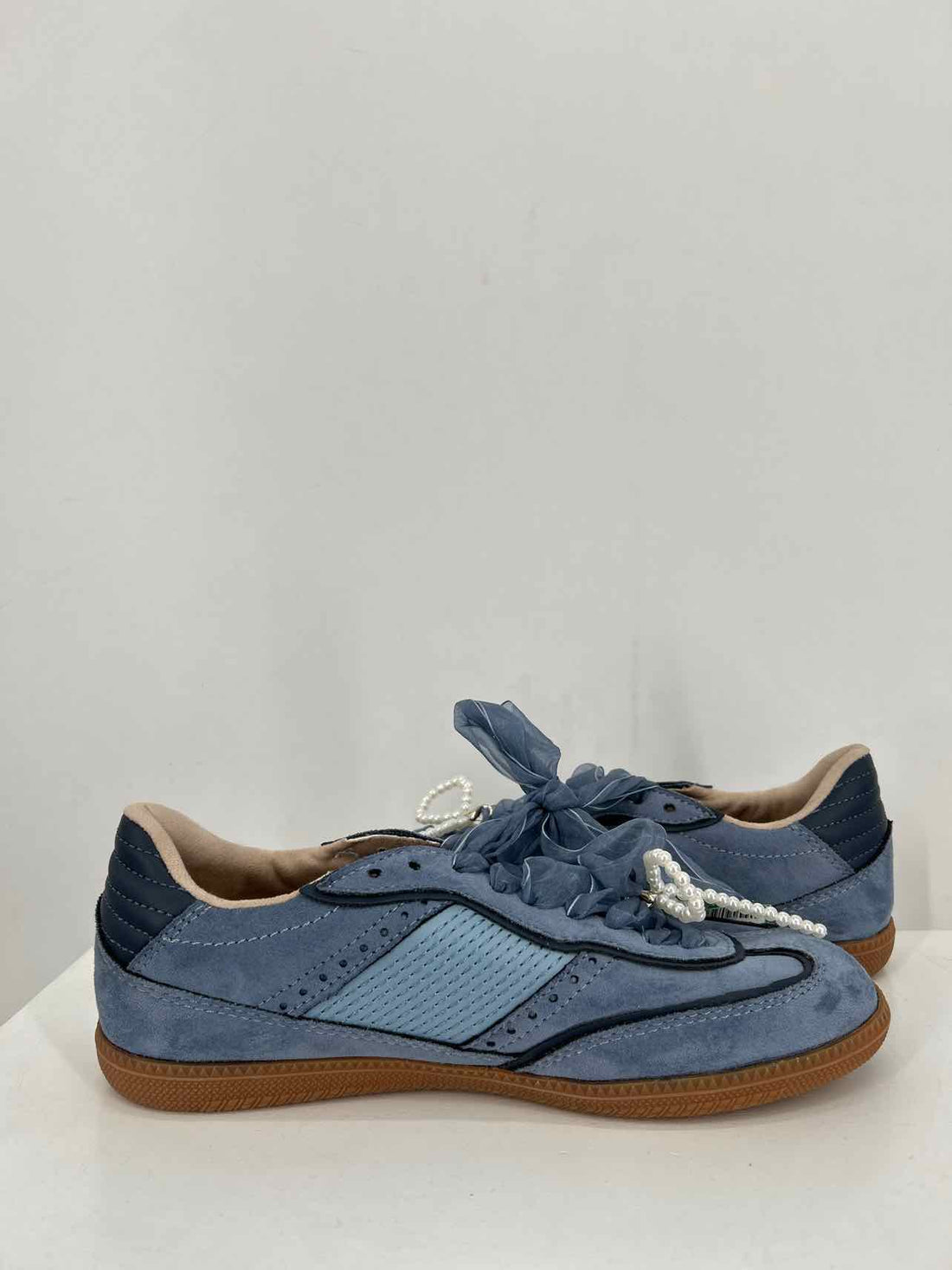 Shu Shop Women Size 7 Blue New Sneakers