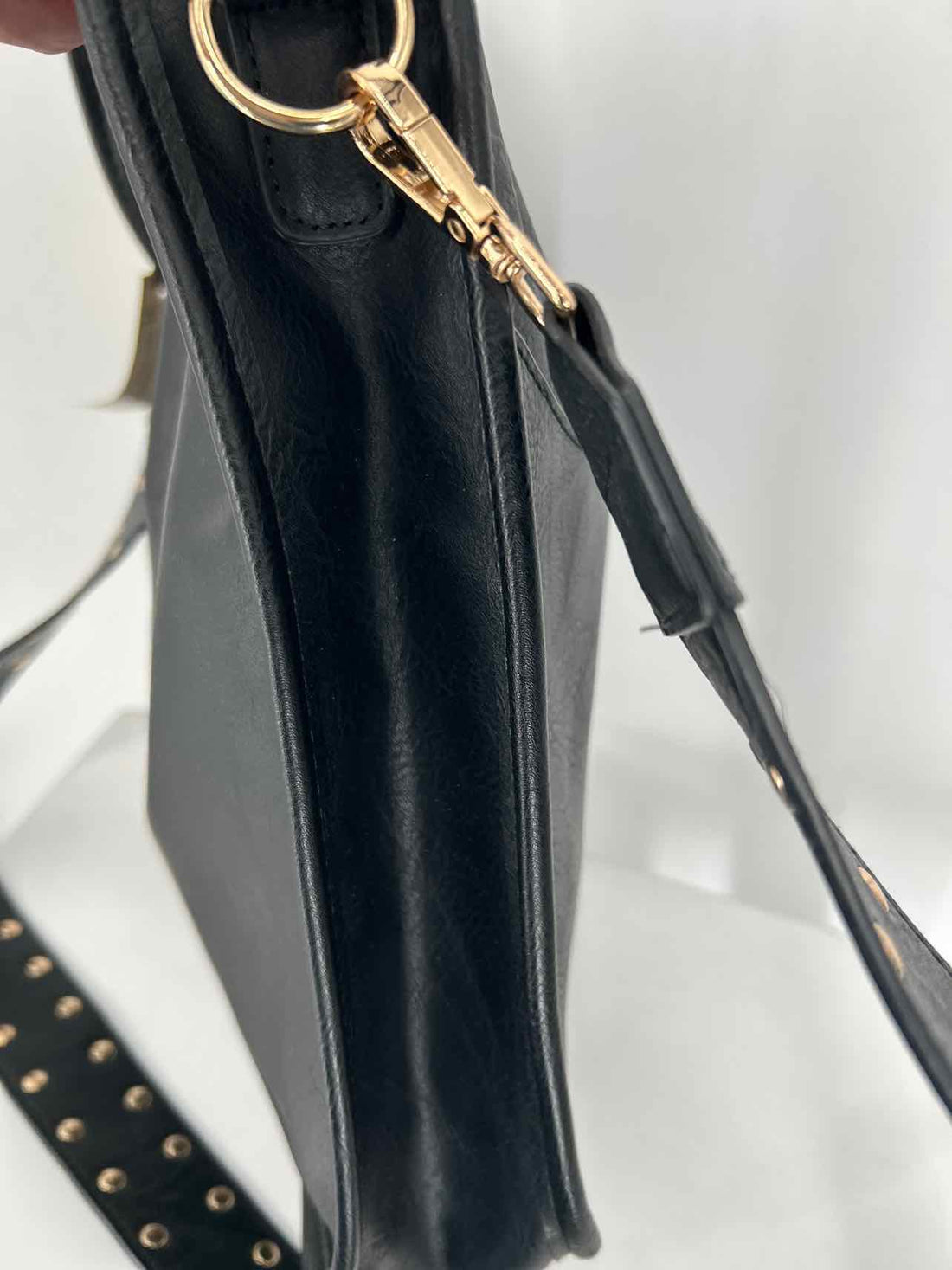Bags by Pinafore Black Vegan Leather Pre Owned Crossbody