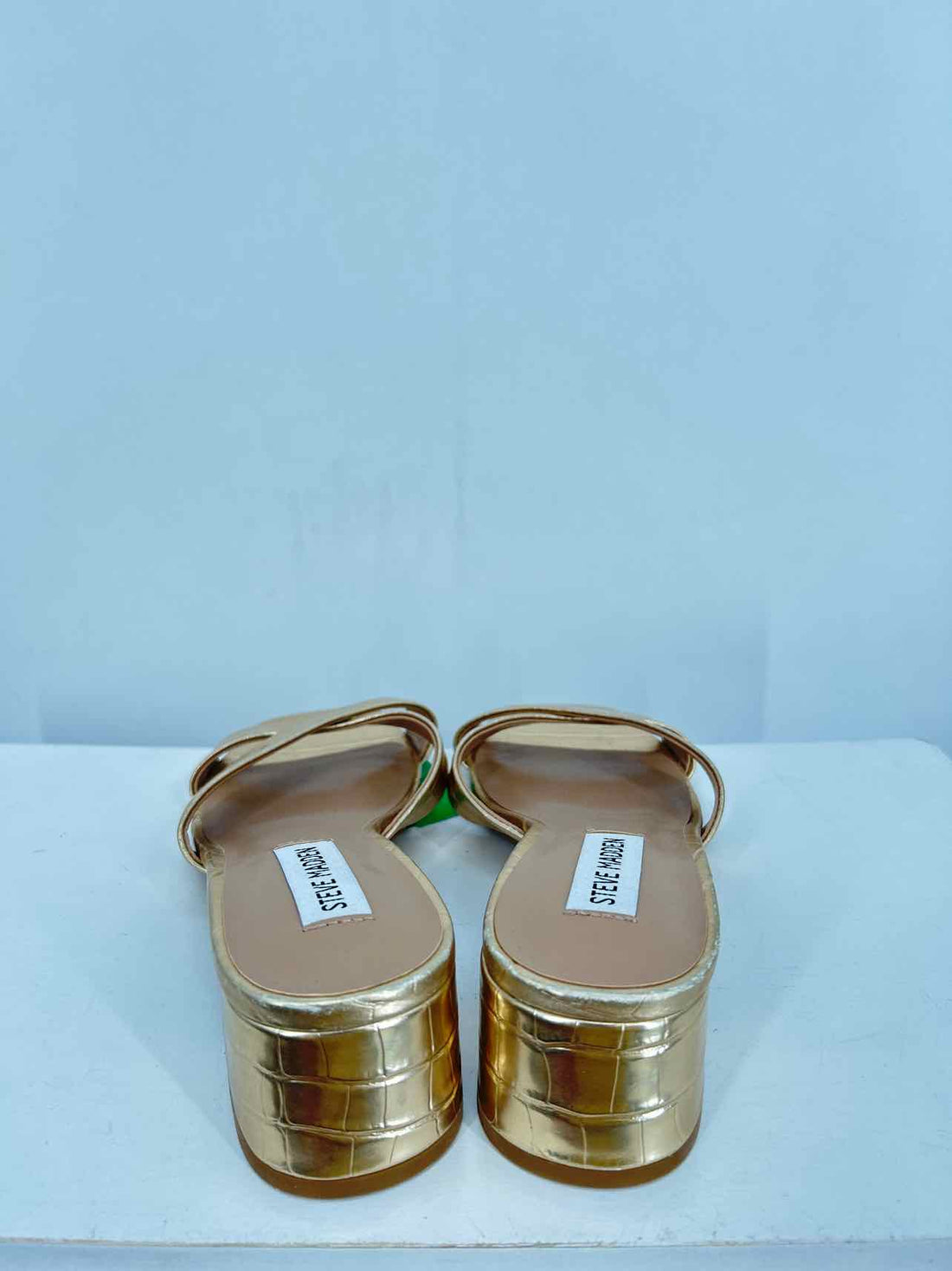 Steve Madden Women Size 7 Gold Sandals