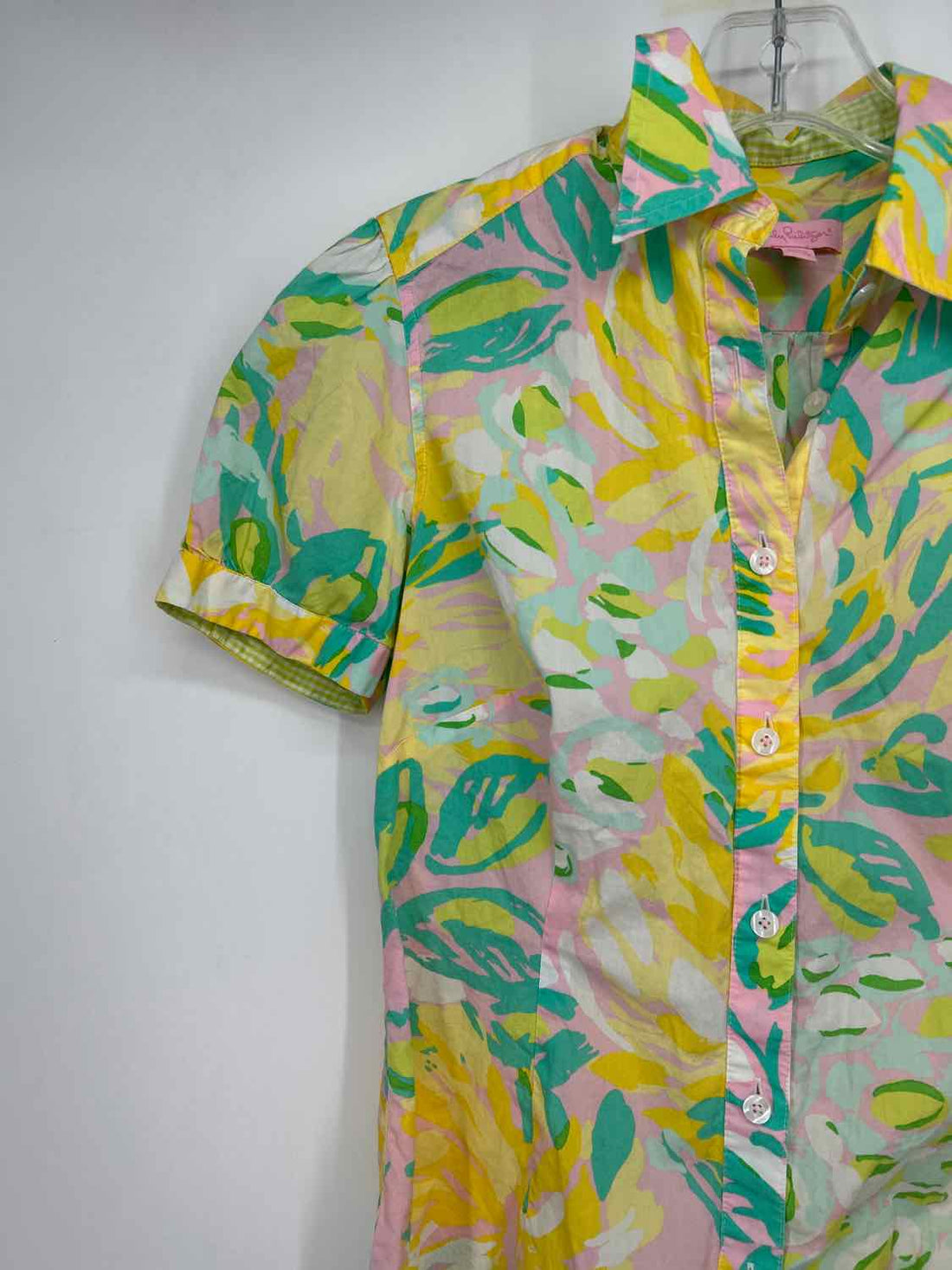 Lilly Pulitzer 6 White pink & green Short Sleeve Lilly Pulitzer Top