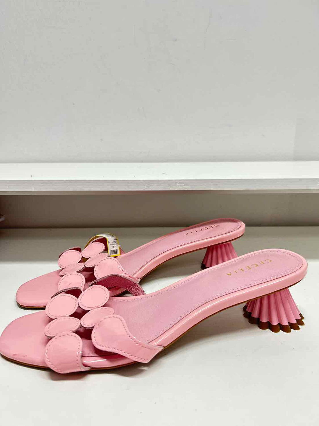 Cecelia Women Size 8.5 Pink Heels