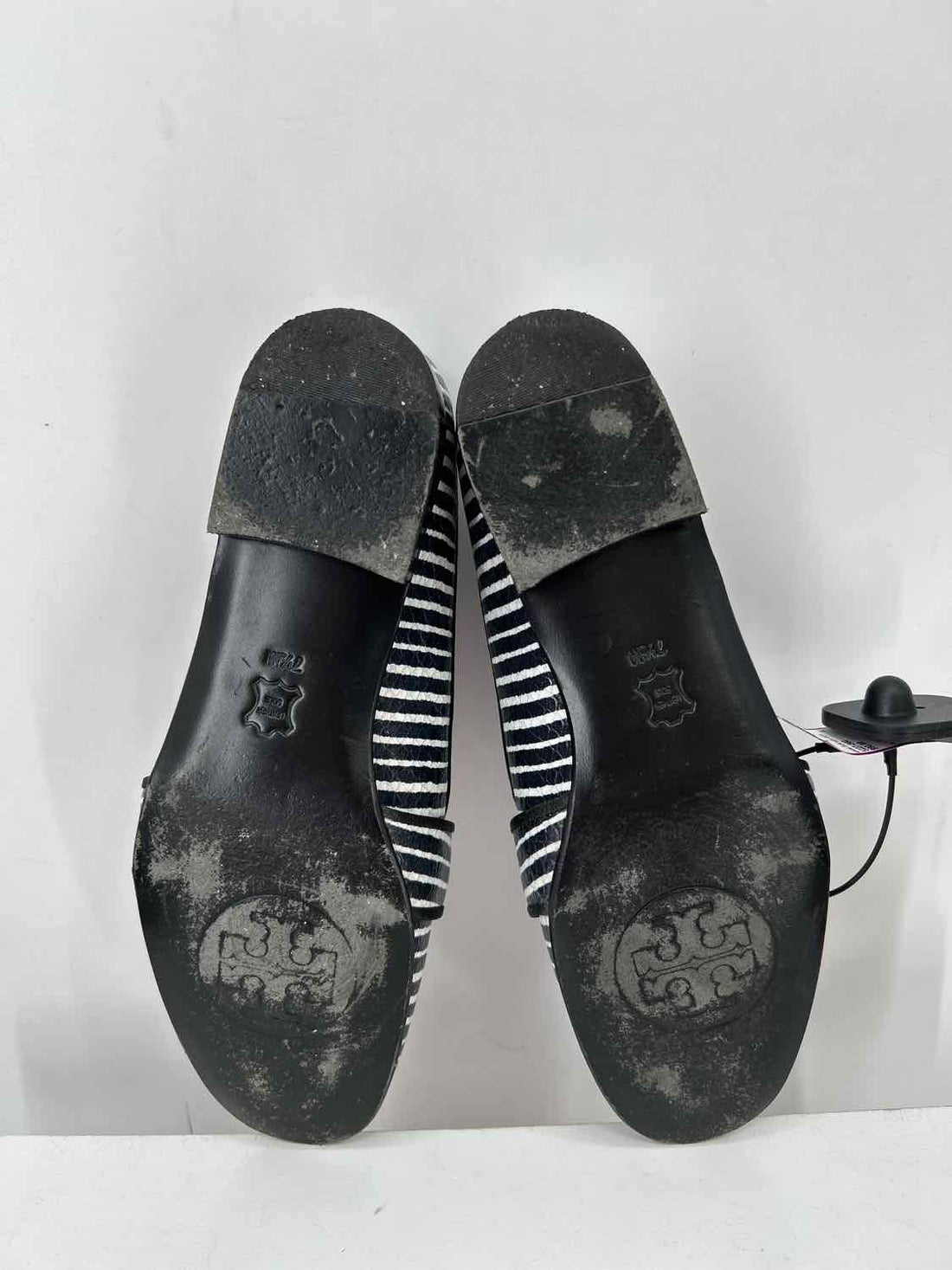 Tory Burch Women Size 7.5 Navy & White Striped Loafers