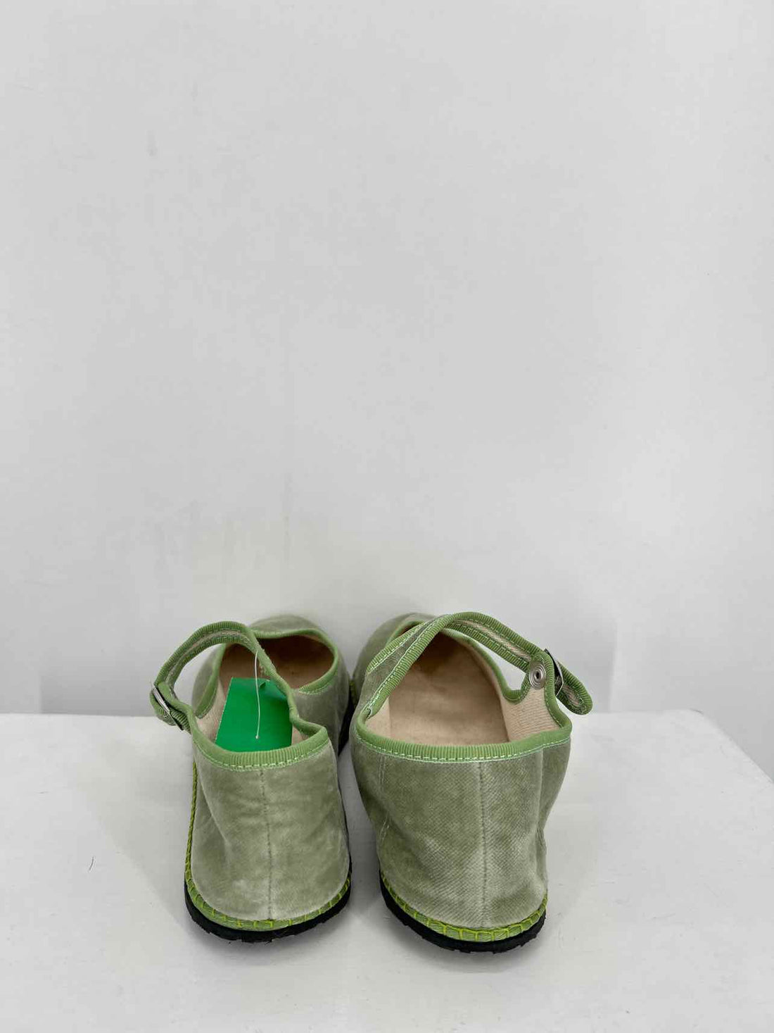 ViBi VENEZIA Women Size 40 Green Flats