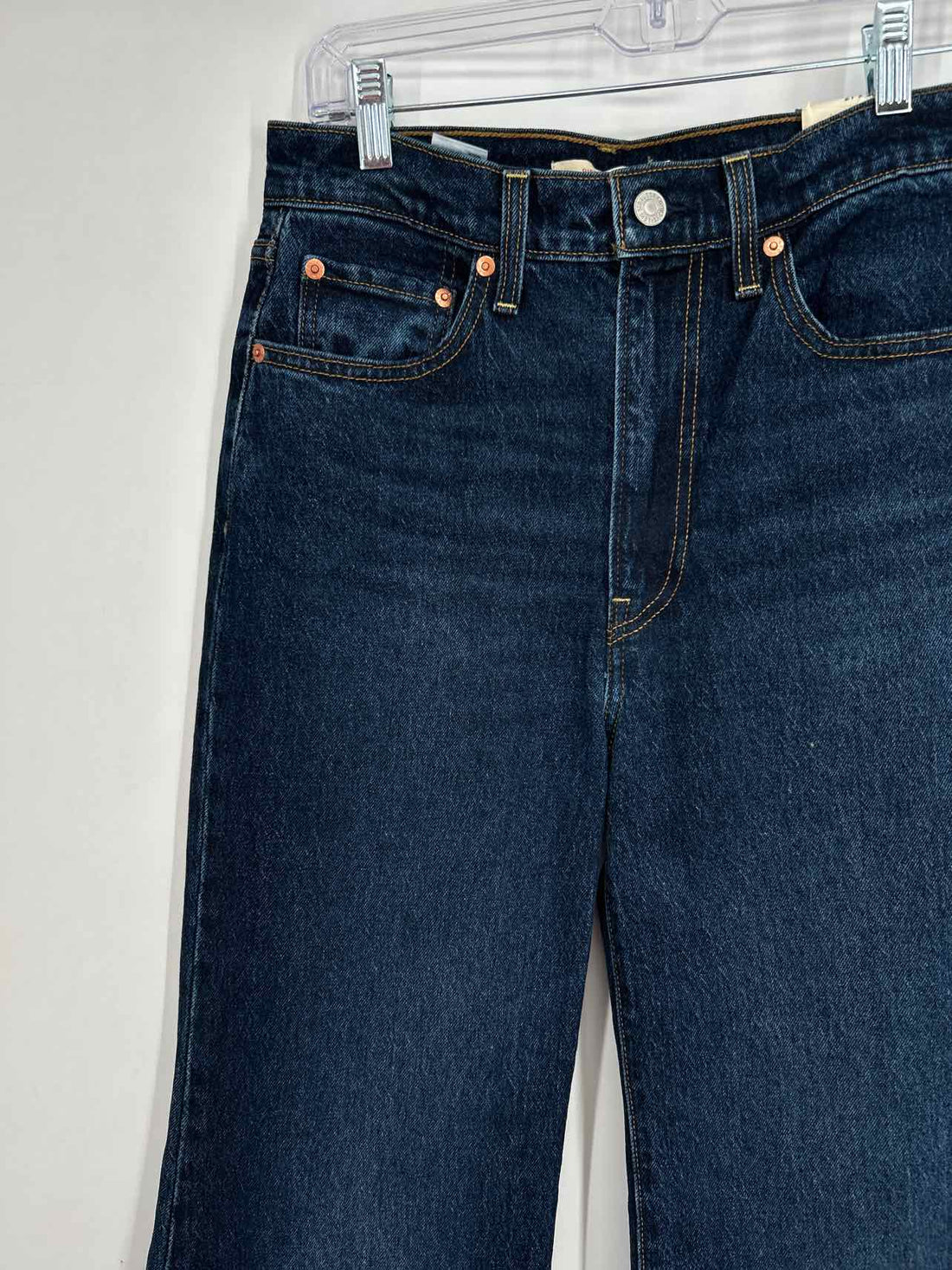 Levis Size 27 Dark Wash Denim NWT Jeans