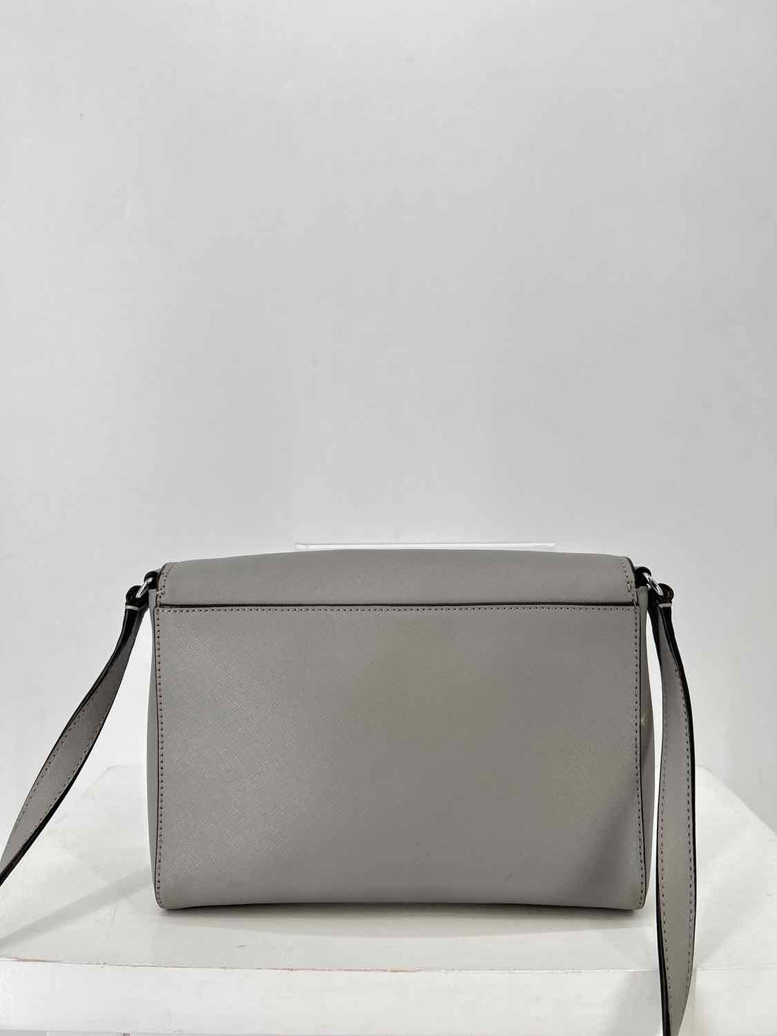 Kate Spade Gray Saffiano Leather Pre Owned Crossbody