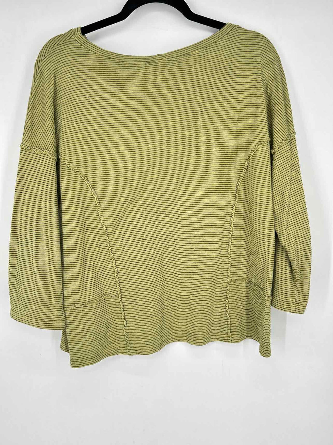 Cut Loose Size M Green & Black Striped Long Sleeve