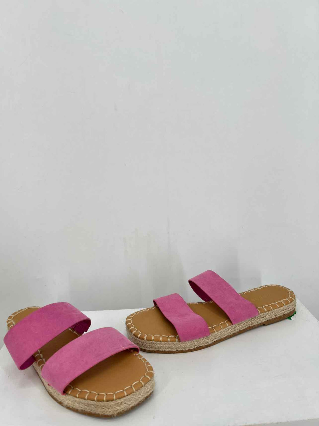 Bamboo Women Size 7 Dark Pink Sandals