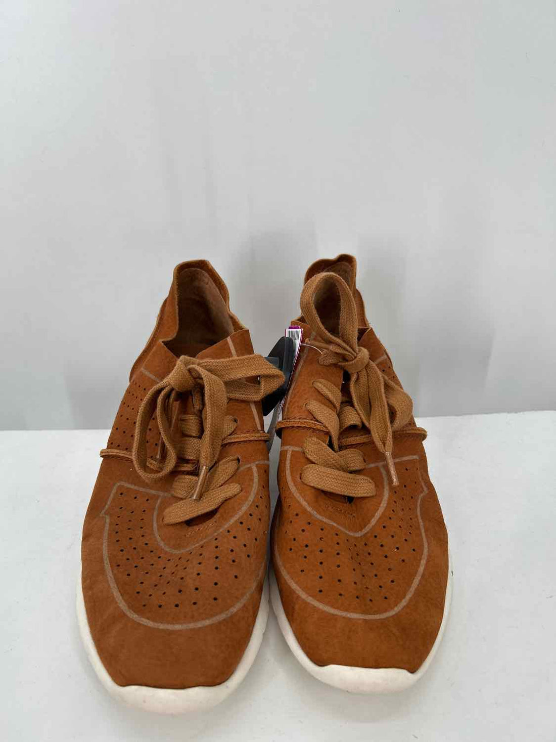 Gentle Souls Women Size 8 Brown Sneakers