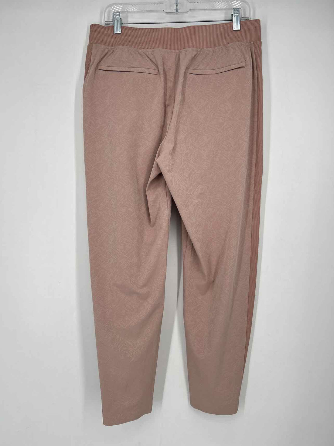 Athleta Size 12 Dusty Rose Active Pants