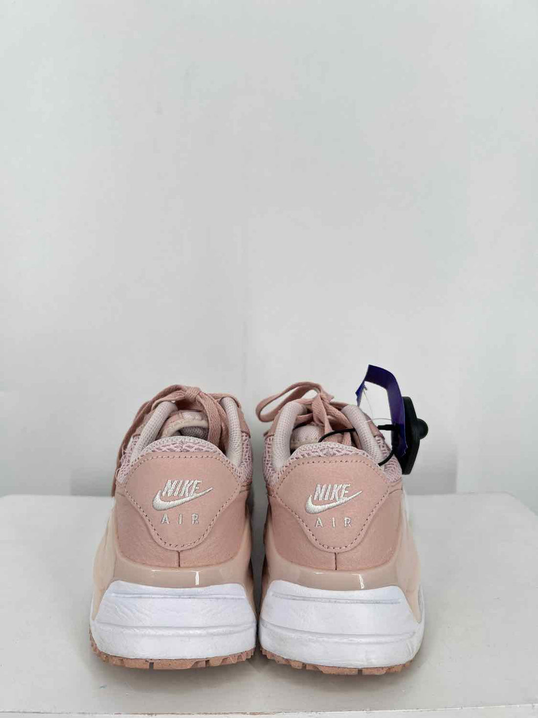 Nike Air Max SYSTM Women Size 9 Pink Sneakers