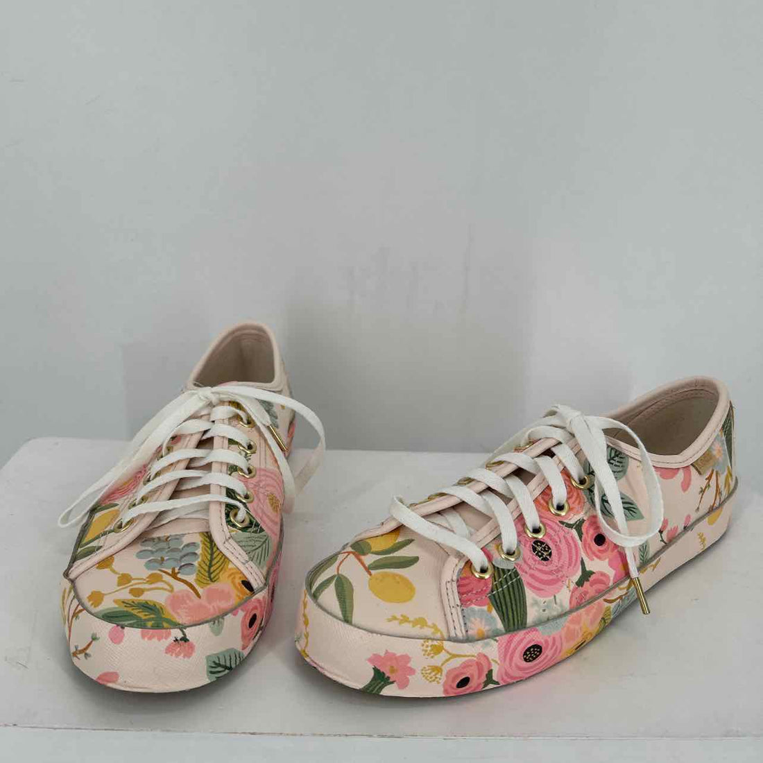 Keds Women Size 7 Light Pink Floral Sneakers