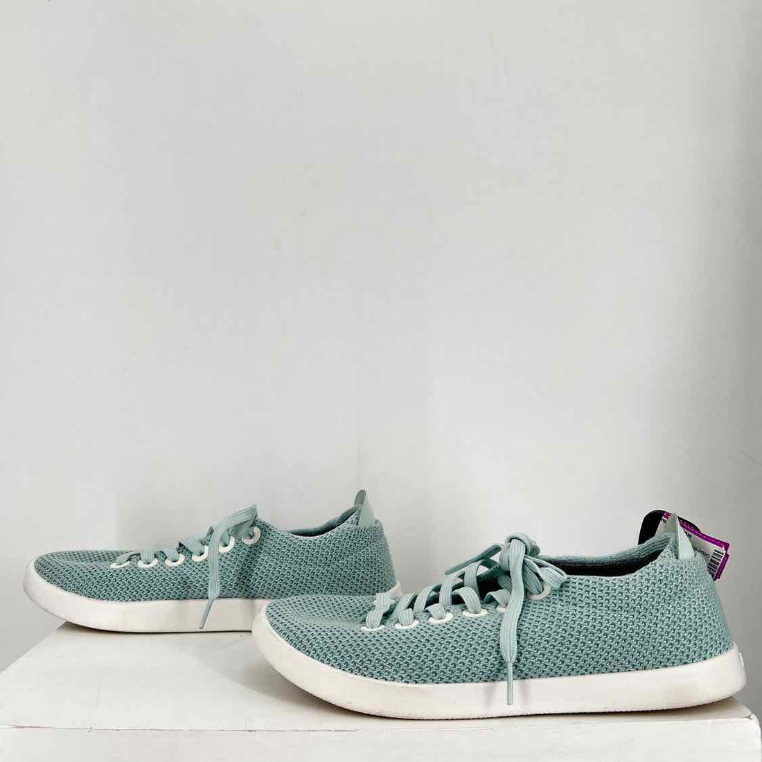 Allbirds Women Size 10 Light Blue Sneakers
