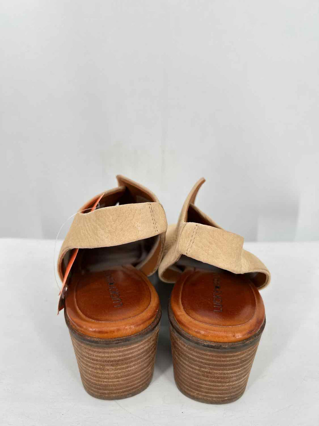 Lucky Brand Women Size 8 Tan Sandals