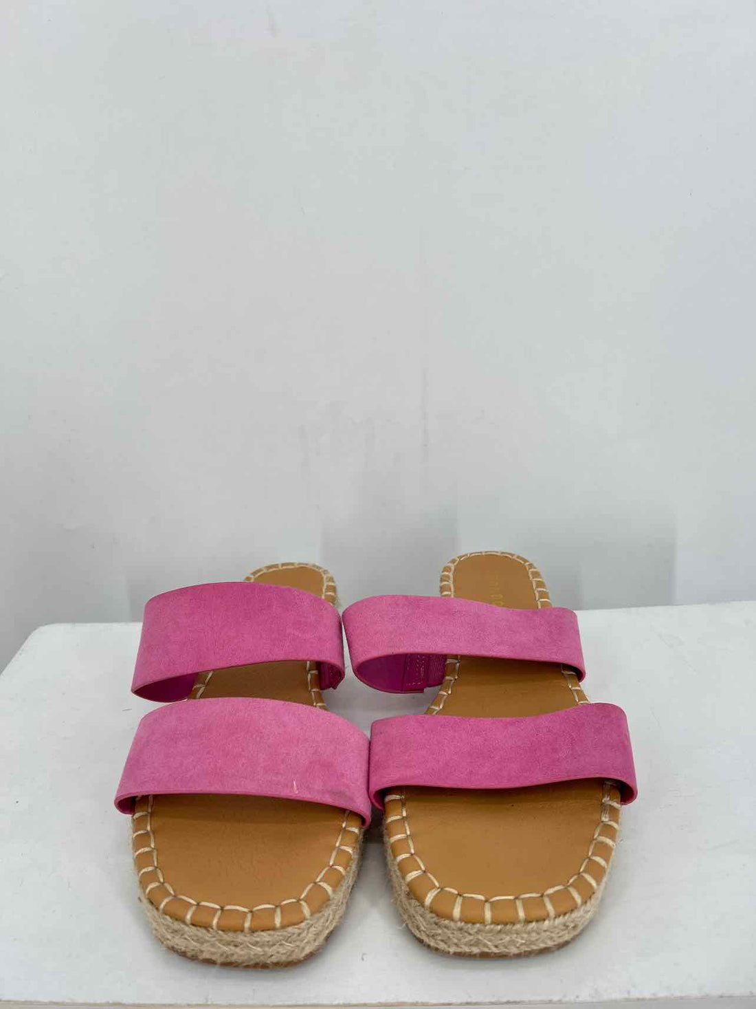 Bamboo Women Size 7 Dark Pink Sandals