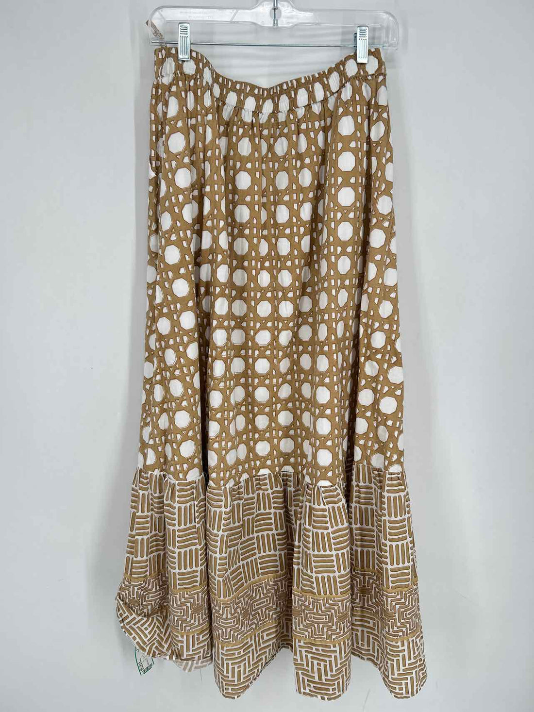 Sue Sartor Size M White & Tan Multi-Piece Set
