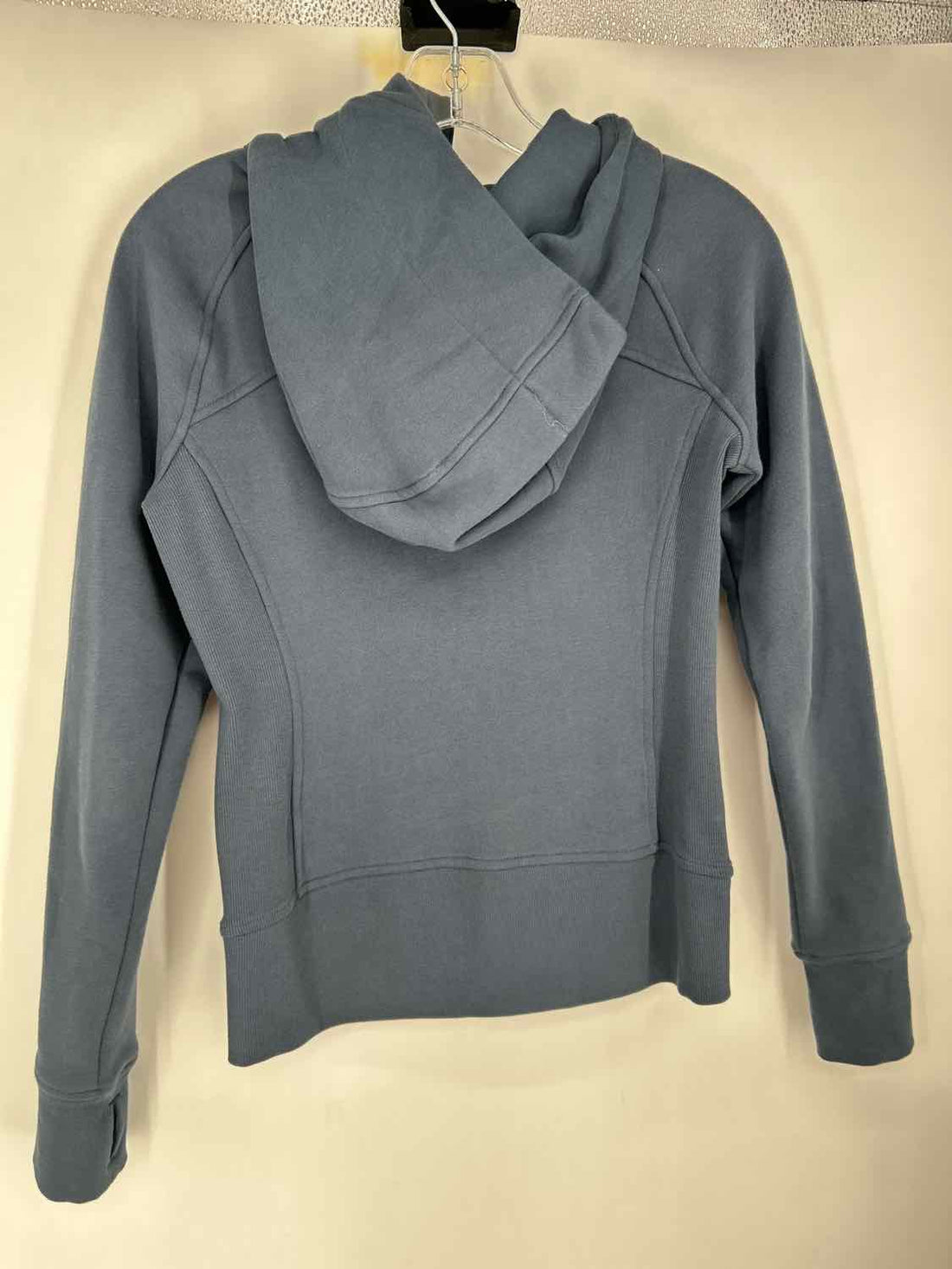 Lululemon Size 4 Blue Active Sweatshirts
