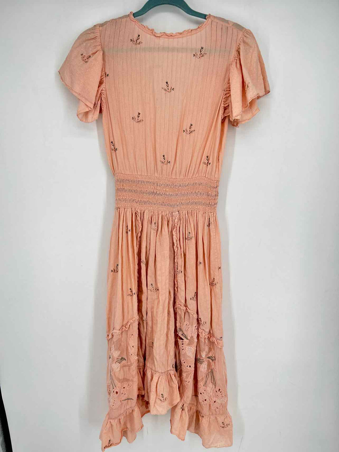Let Me Be By Anthropologie Size S Light Pink Embroidered Short Sleeve Dress