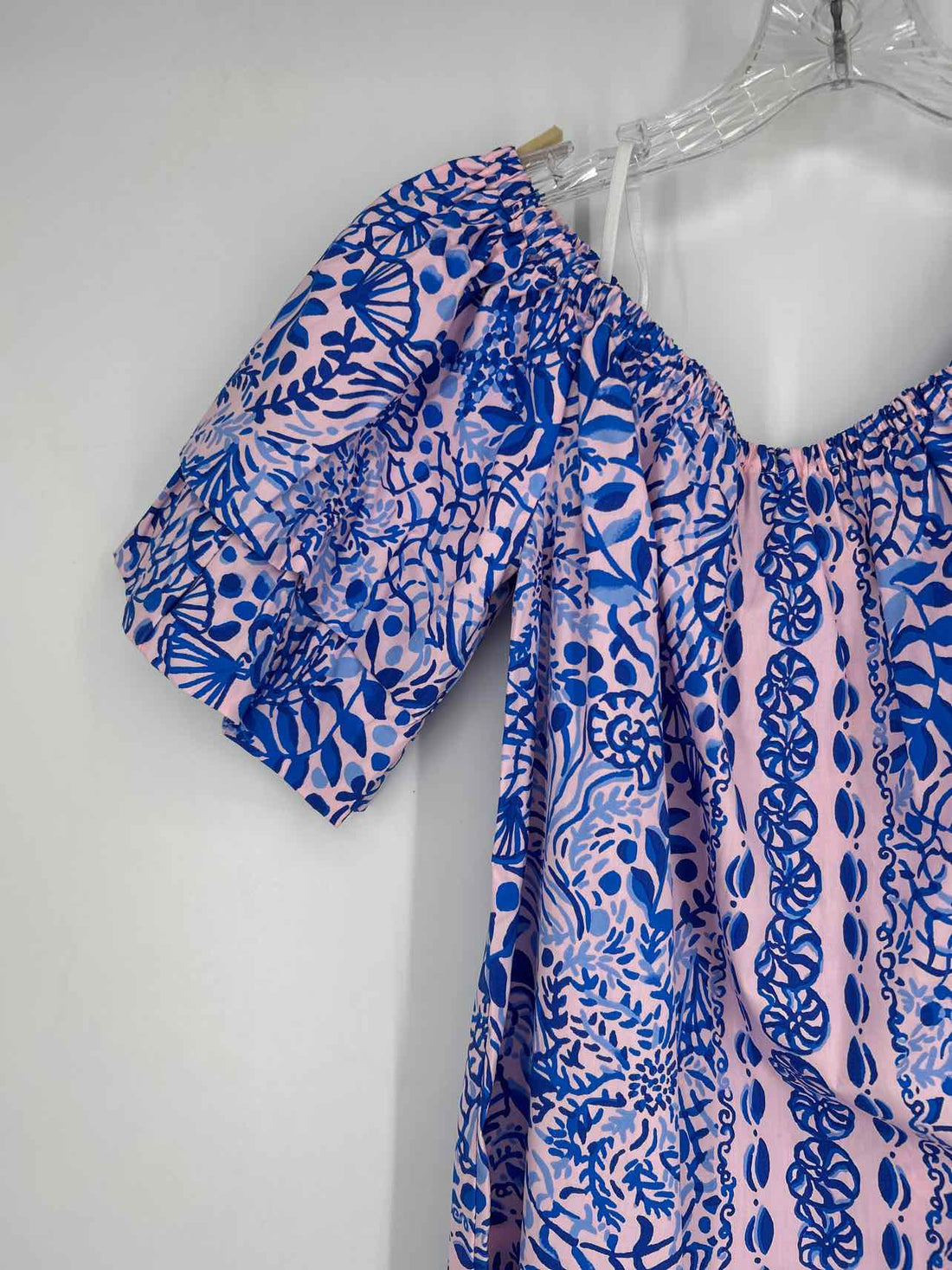 Lilly Pulitzer M Light Pink & Blue Print NWT Lilly Pulitzer Top a