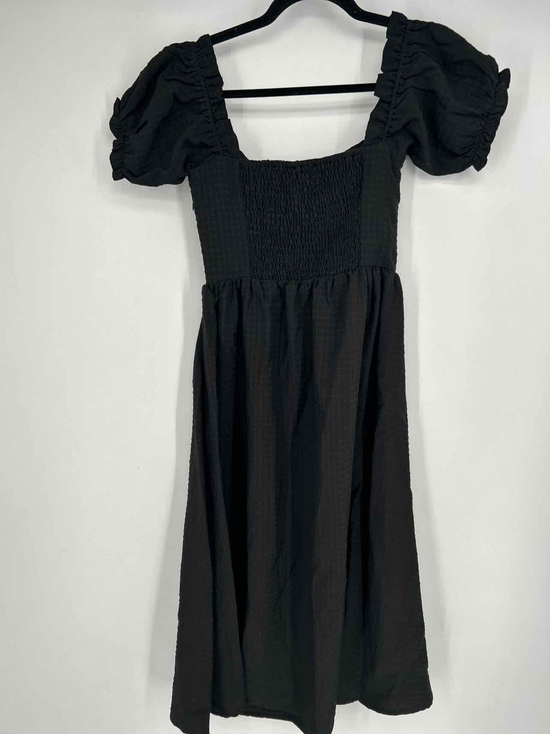 Disturbia Size 4 Black Short Sleeve Dress