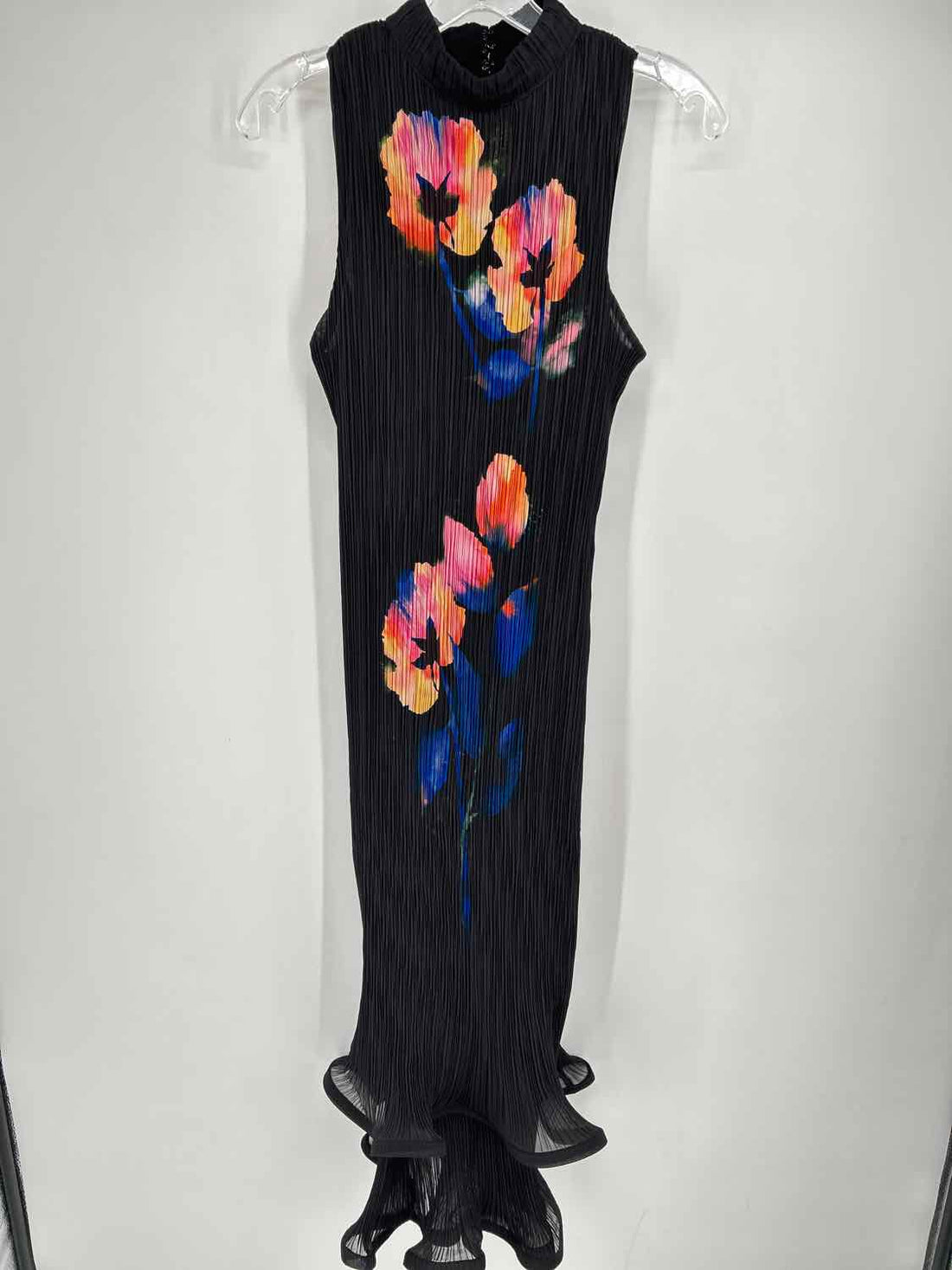 Anthropologie Size M Black Floral Pleated Sleeveless Dress