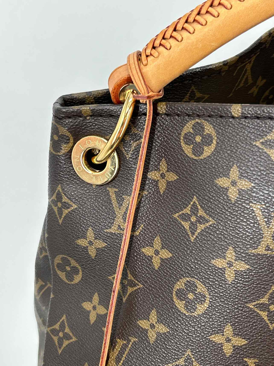 Louis Vuitton Brown Monogram Coated Canvas Excellent Condition LUXURY