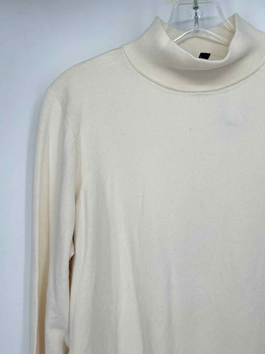 Talbots Size L Ivory Sweater