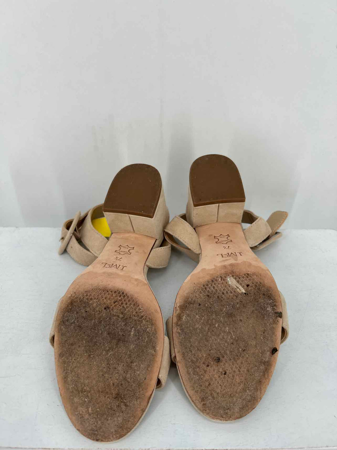 J McLaughlin Women Size 7.5 Cream Sandals