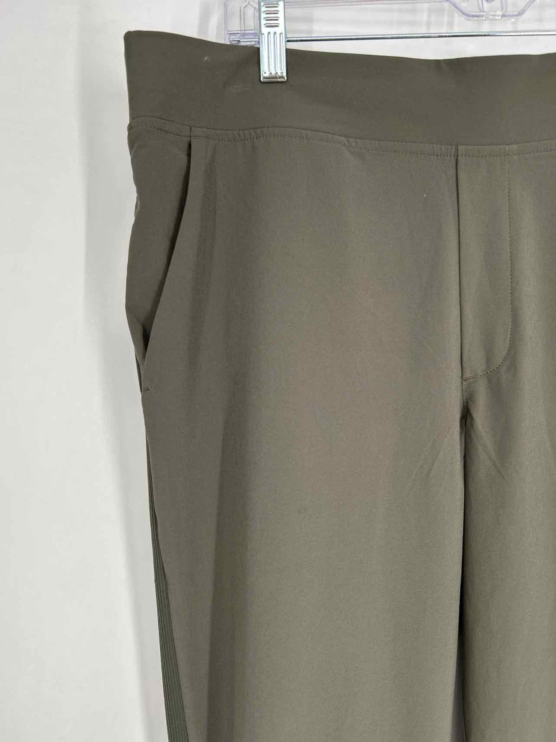 Athleta Size 12 Green Active Pants