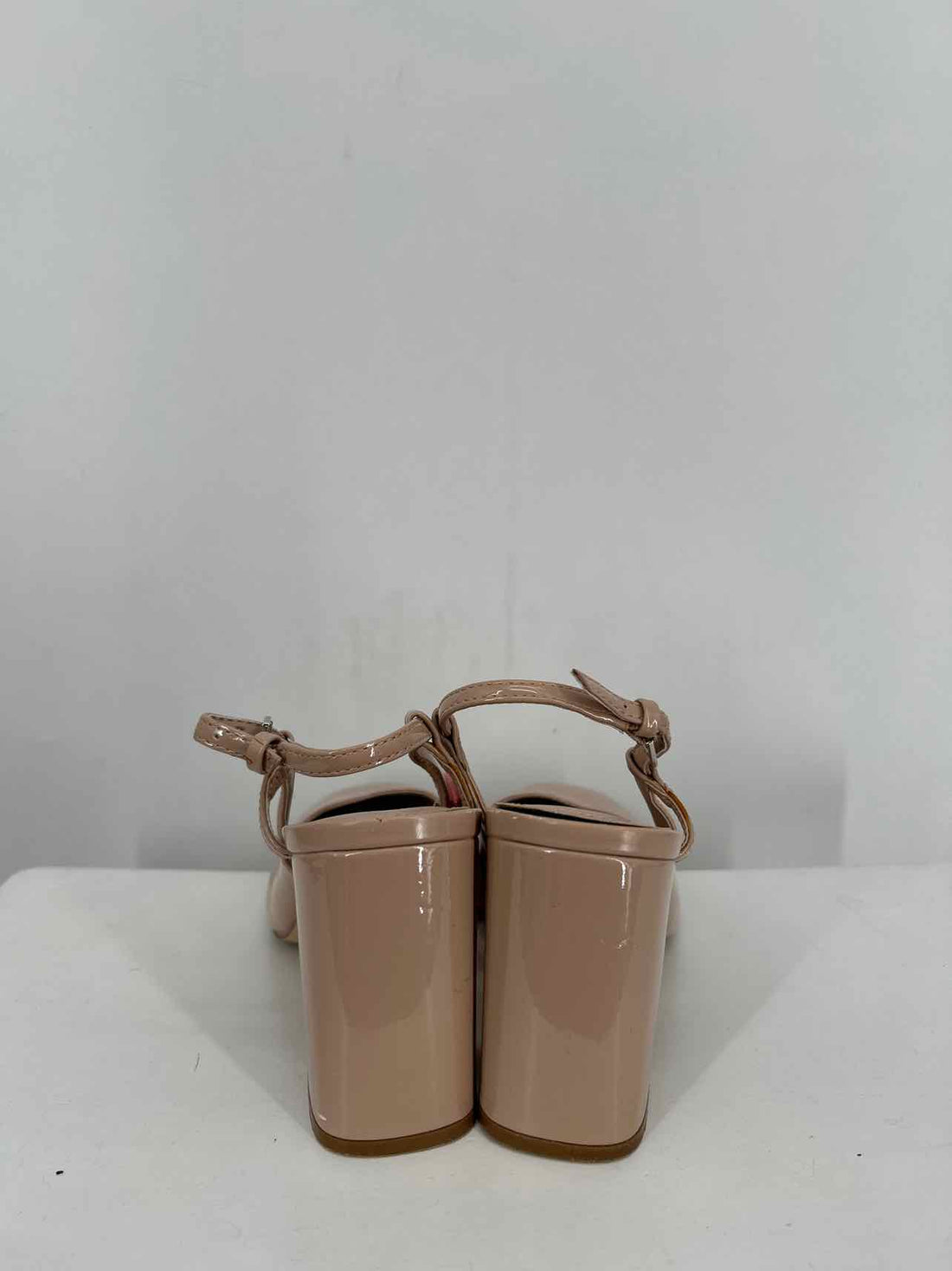 Marc Fisher Women Size 7 Nude Patent Leather Heels
