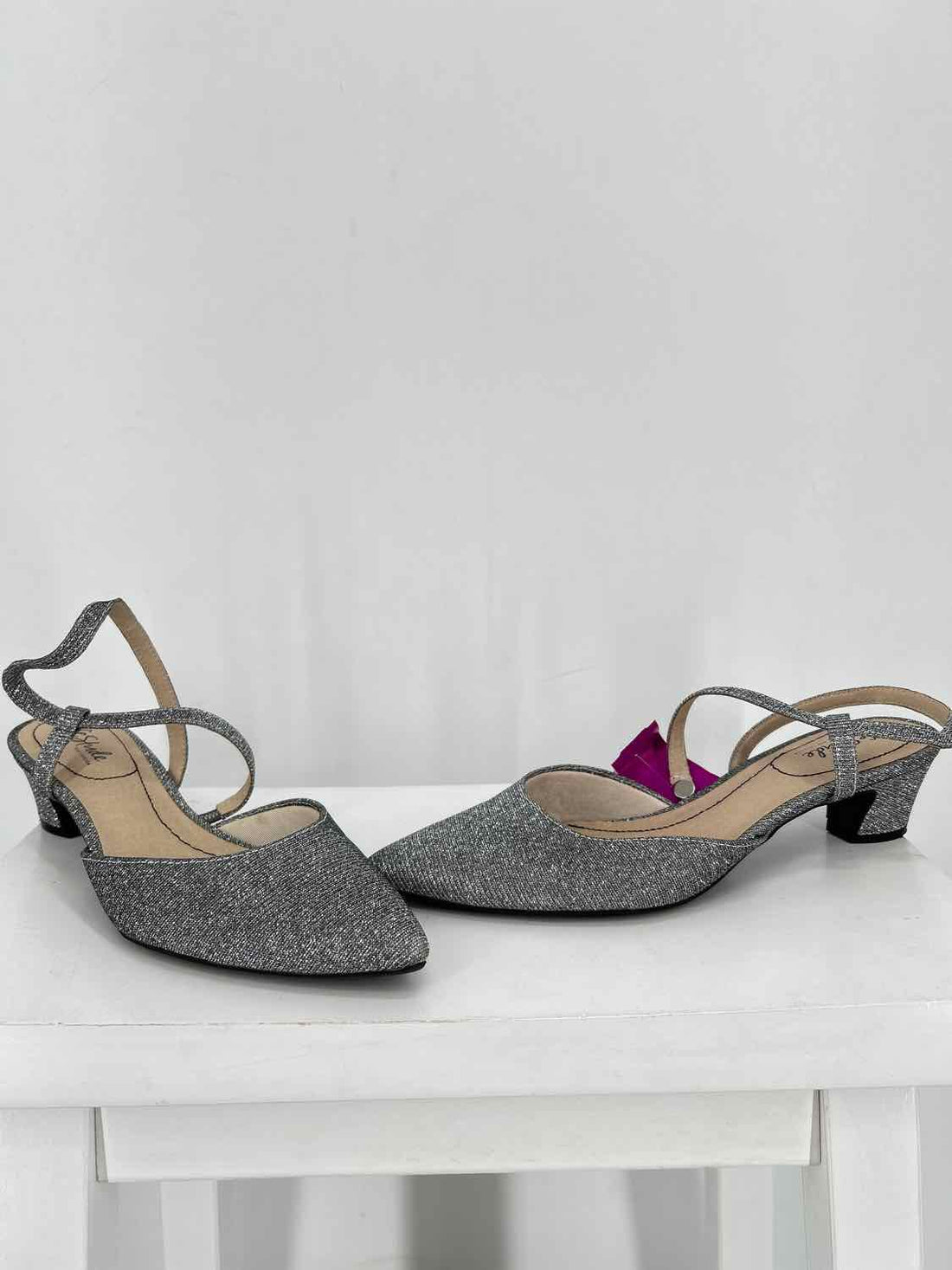 Lifestride Women Size 9 Silver Sling Back