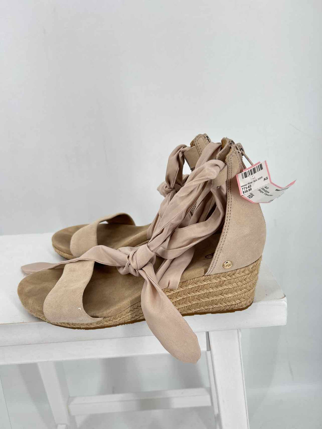 Ugg Women Size 10 Beige Espadrilles Wedges