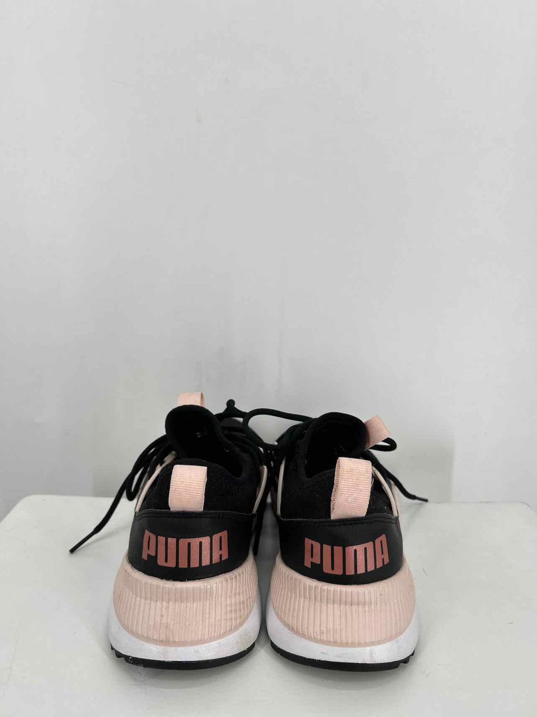 Puma Women Size 8.5 Black & Light Pink Sneakers