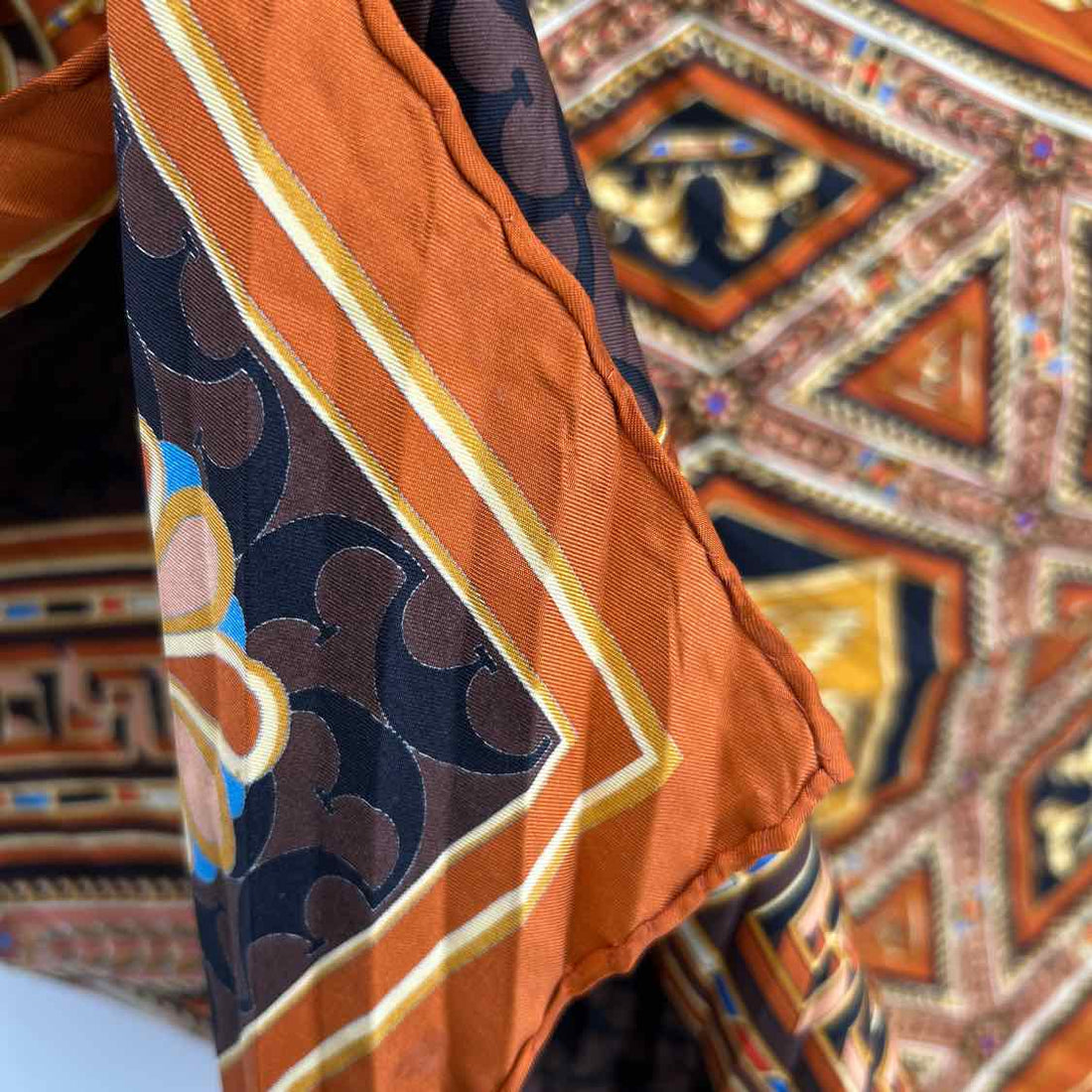 Michaela Frey Wien Scarves 34"X34" Silk Vintage LUXURY